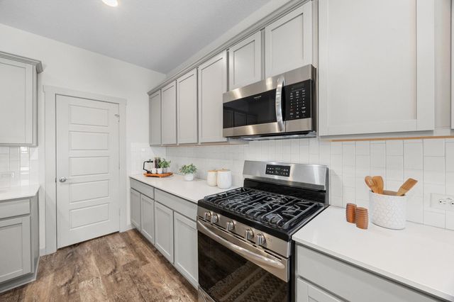 100 Deserti RD, Leander, TX 78641