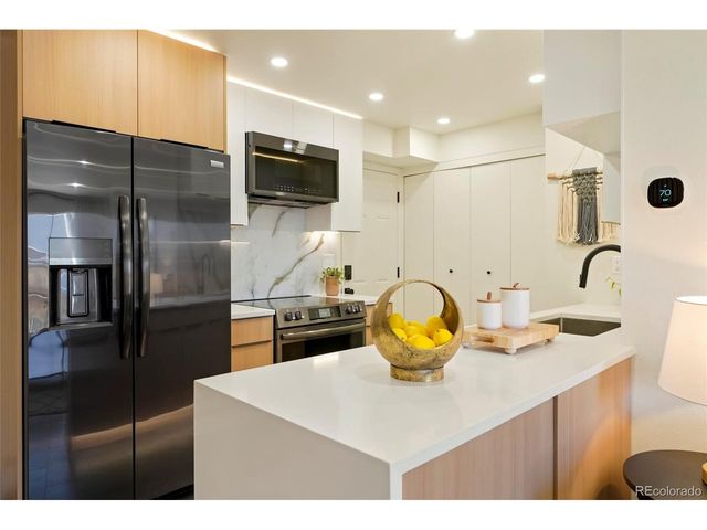 14 Nome Way C, Aurora, CO 80012