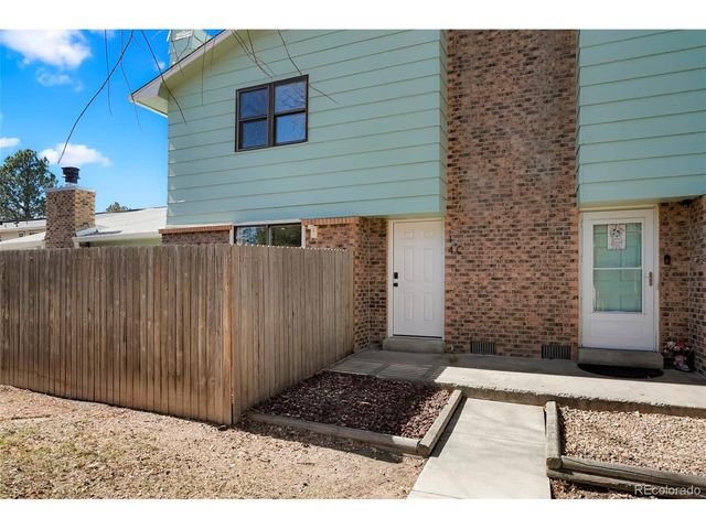 14 Nome Way C, Aurora, CO 80012