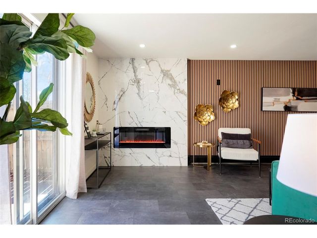 14 Nome Way C, Aurora, CO 80012