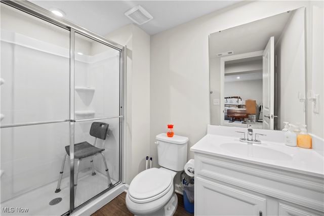 6194 James Drive, Lorain, OH 44053