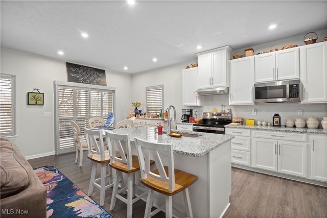 6194 James Drive, Lorain, OH 44053