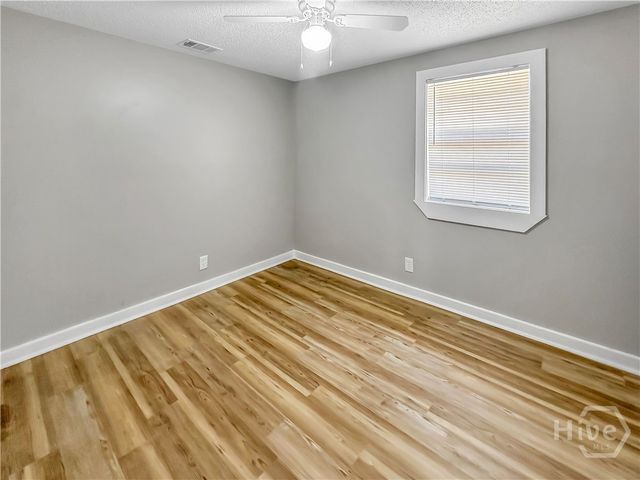 815 E Waldburg Street, Savannah, GA 31401