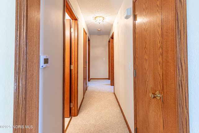 1269 Grassy Lane, Rossford, OH 43460