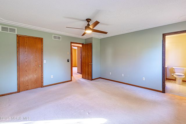 1269 Grassy Lane, Rossford, OH 43460