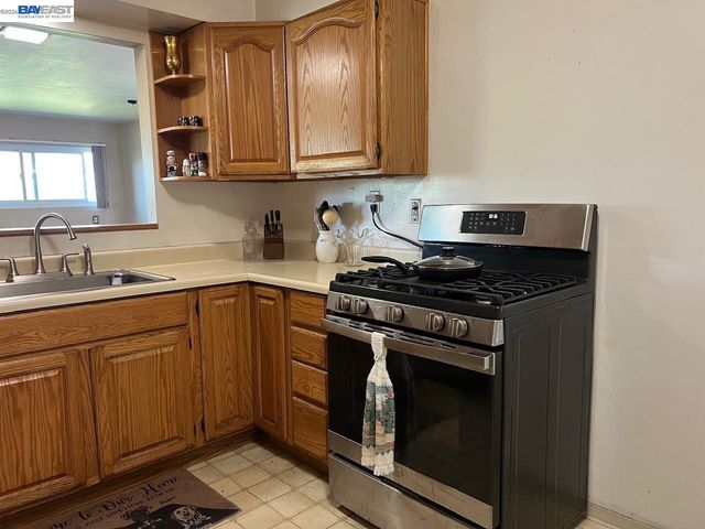 17359 Via Del Rey, San Lorenzo, CA 94580