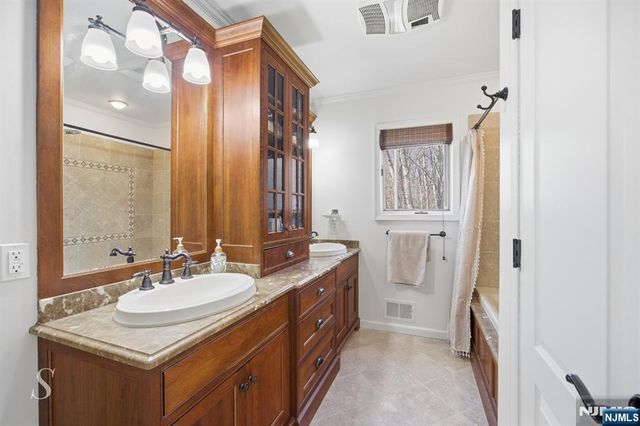 101 Ehret Avenue, Harrington Park, NJ 07640