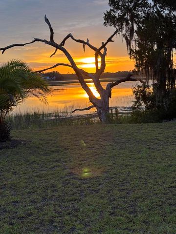 1513 Highway 174, Edisto Island, SC 29438