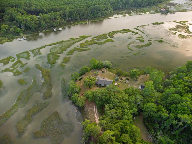 1513 Highway 174, Edisto Island, SC 29438