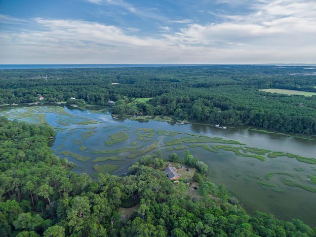 1513 Highway 174, Edisto Island, SC 29438