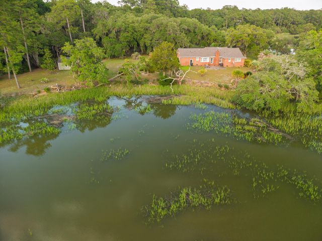 1513 Highway 174, Edisto Island, SC 29438