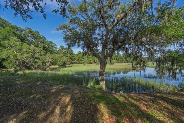 1513 Highway 174, Edisto Island, SC 29438