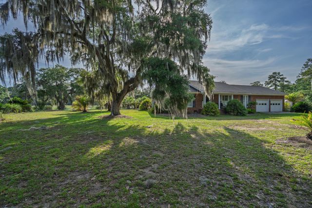 1513 Highway 174, Edisto Island, SC 29438
