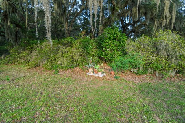 1513 Highway 174, Edisto Island, SC 29438