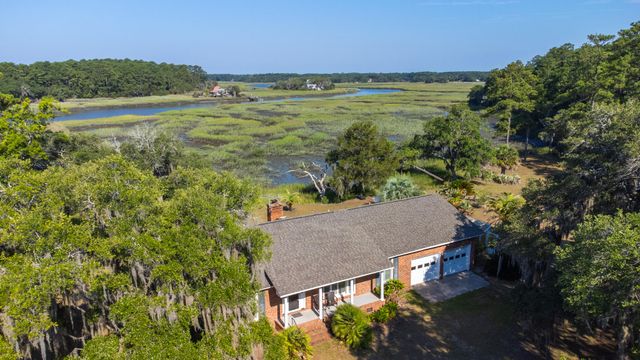 1513 Highway 174, Edisto Island, SC 29438