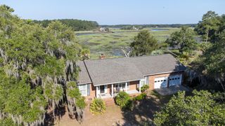1513 Highway 174, Edisto Island, SC 29438