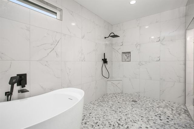 3617 Pecan Drive, Bacliff, TX 77518