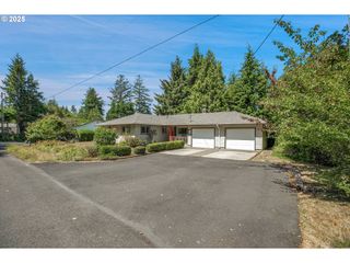 360 Ne EDGECLIFF Dr, Waldport, OR 97394