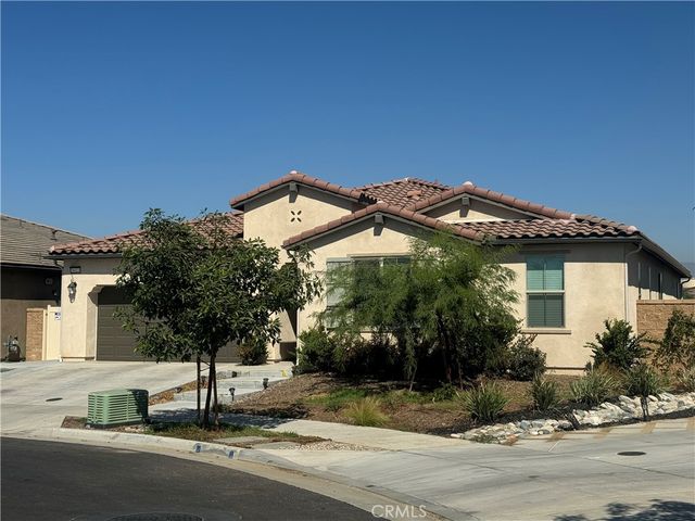 9413 Venetian, Jurupa Valley, CA 92509