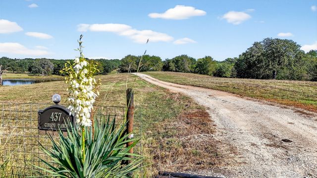 437 County Road 292, Collinsville, TX 76233