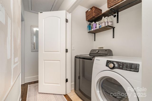 1018 Shady Bluff Drive, Charlotte, NC 28211