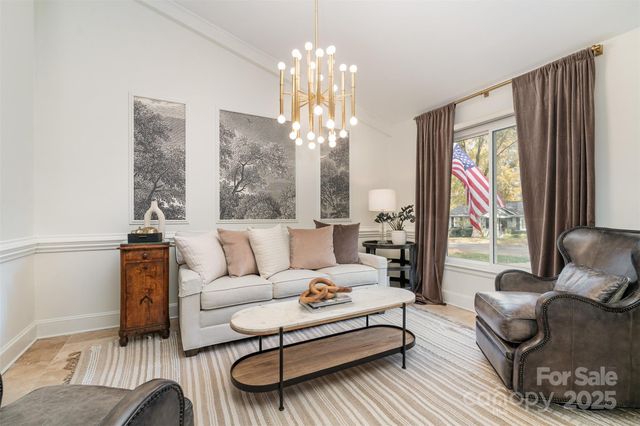 1018 Shady Bluff Drive, Charlotte, NC 28211