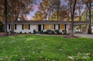 1018 Shady Bluff Drive, Charlotte, NC 28211