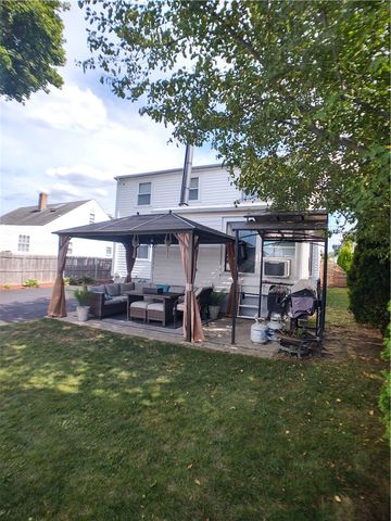 21 Urban Avenue, Pawtucket, RI 02860
