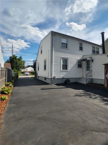 21 Urban Avenue, Pawtucket, RI 02860