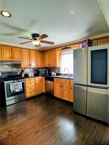 21 Urban Avenue, Pawtucket, RI 02860