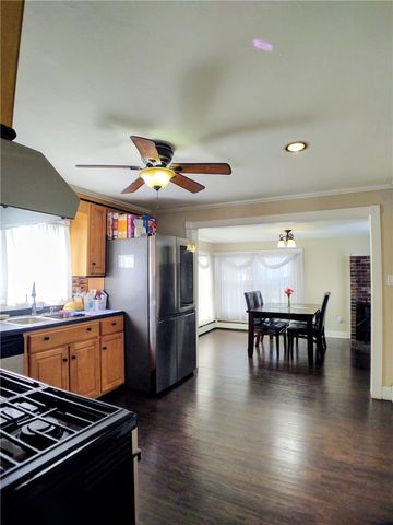21 Urban Avenue, Pawtucket, RI 02860