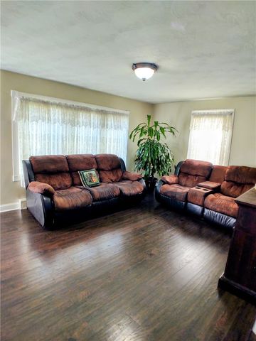 21 Urban Avenue, Pawtucket, RI 02860