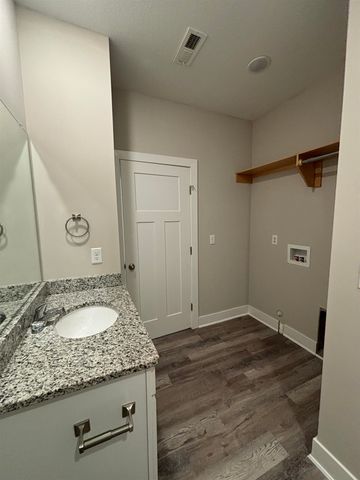 2707-2709 W 55th St N, Wichita, KS 67204