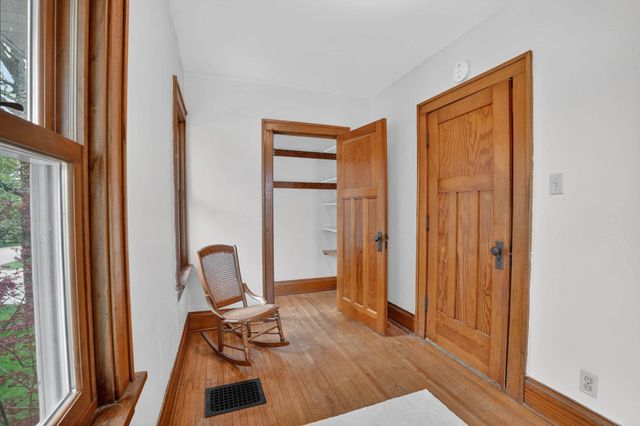 2117 Rownd Street, Cedar Falls, IA 50613
