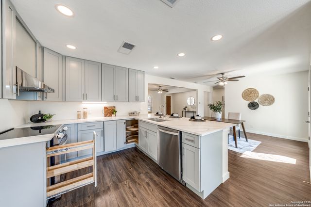 129 creekside, Boerne, TX 78006