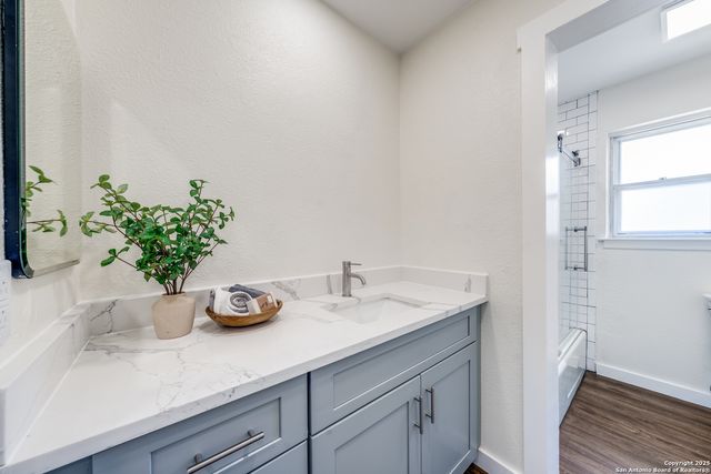 129 creekside, Boerne, TX 78006