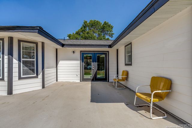 129 creekside, Boerne, TX 78006