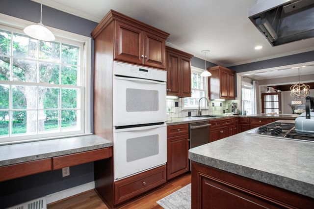 4325 Crown Point Drive, Columbus, OH 43220