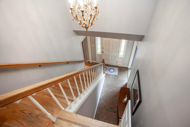 4325 Crown Point Drive, Columbus, OH 43220