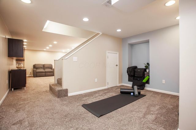 4325 Crown Point Drive, Columbus, OH 43220