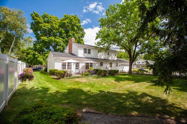 4325 Crown Point Drive, Columbus, OH 43220