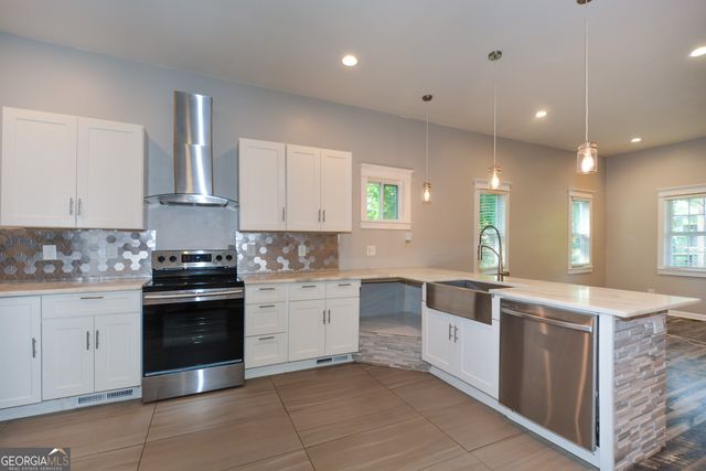 865 Hall Street NW, Atlanta, GA 30318