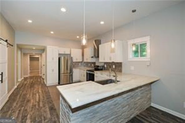865 Hall Street NW, Atlanta, GA 30318