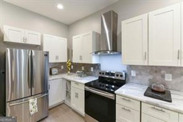 865 Hall Street NW, Atlanta, GA 30318
