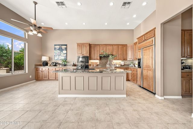 42004 N HARBOUR TOWN Court, Anthem, AZ 85086