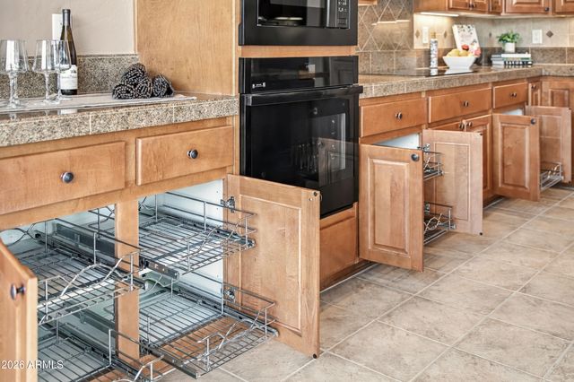 42004 N HARBOUR TOWN Court, Anthem, AZ 85086