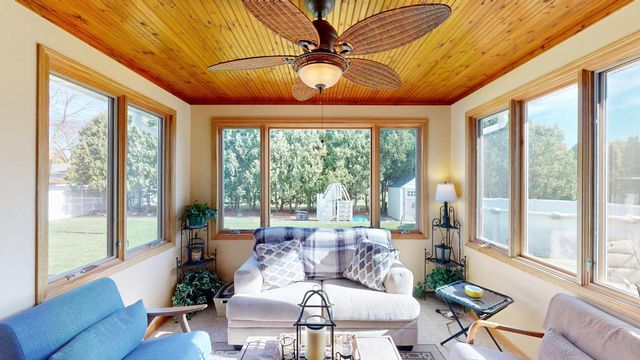 736 Lucas LANE, Jefferson, WI 53549