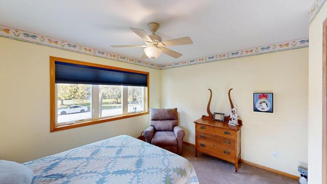 736 Lucas LANE, Jefferson, WI 53549