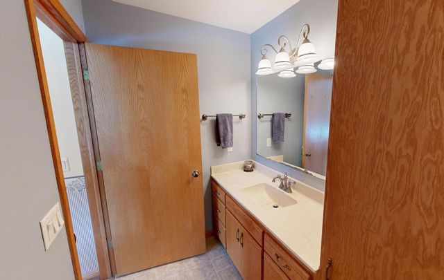 736 Lucas LANE, Jefferson, WI 53549