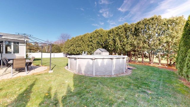 736 Lucas LANE, Jefferson, WI 53549